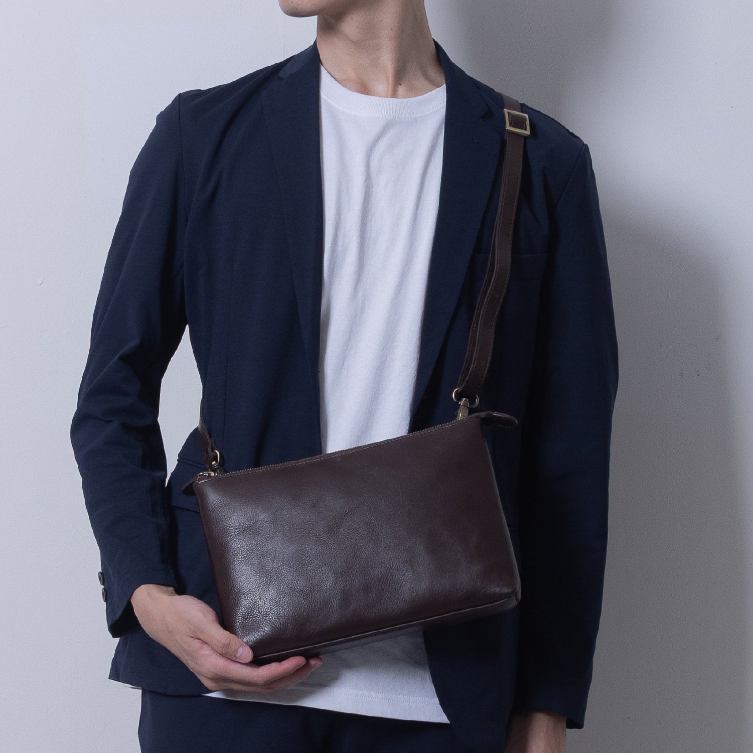 Medio ショルダーバッグ 斜めがけ Hallelujah