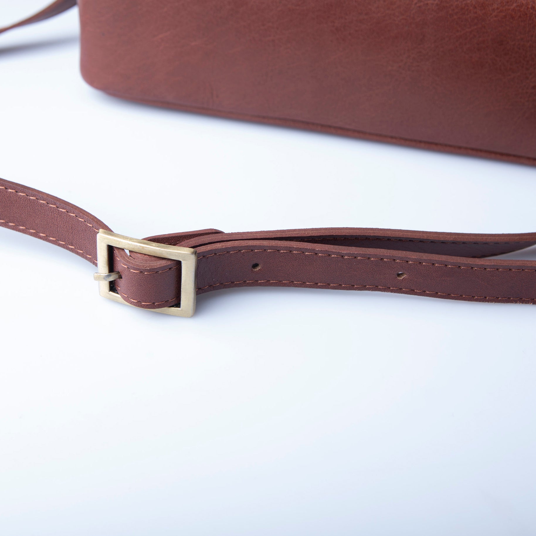 Virano mini ショルダーバッグ Mサイズ 斜めがけ Volta