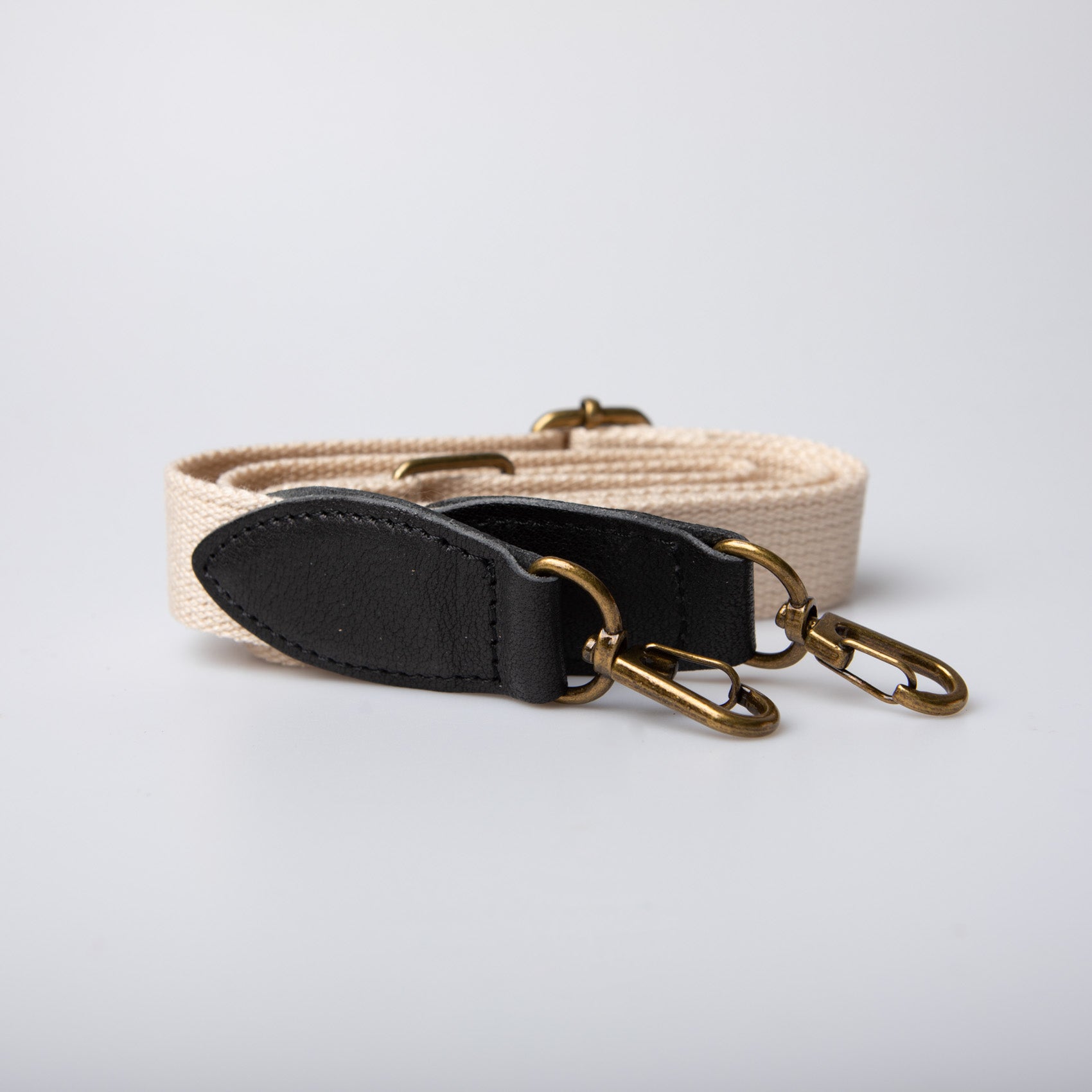 ブラックのストラップ