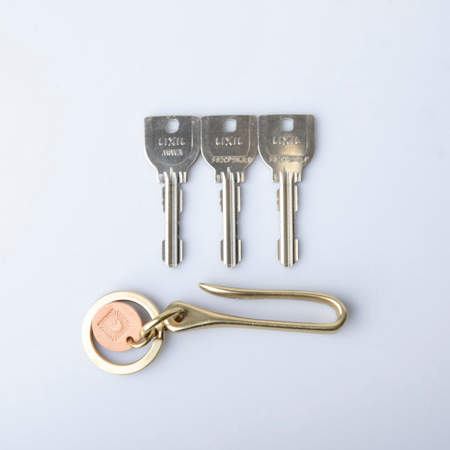 真鍮のリング付きキーフック