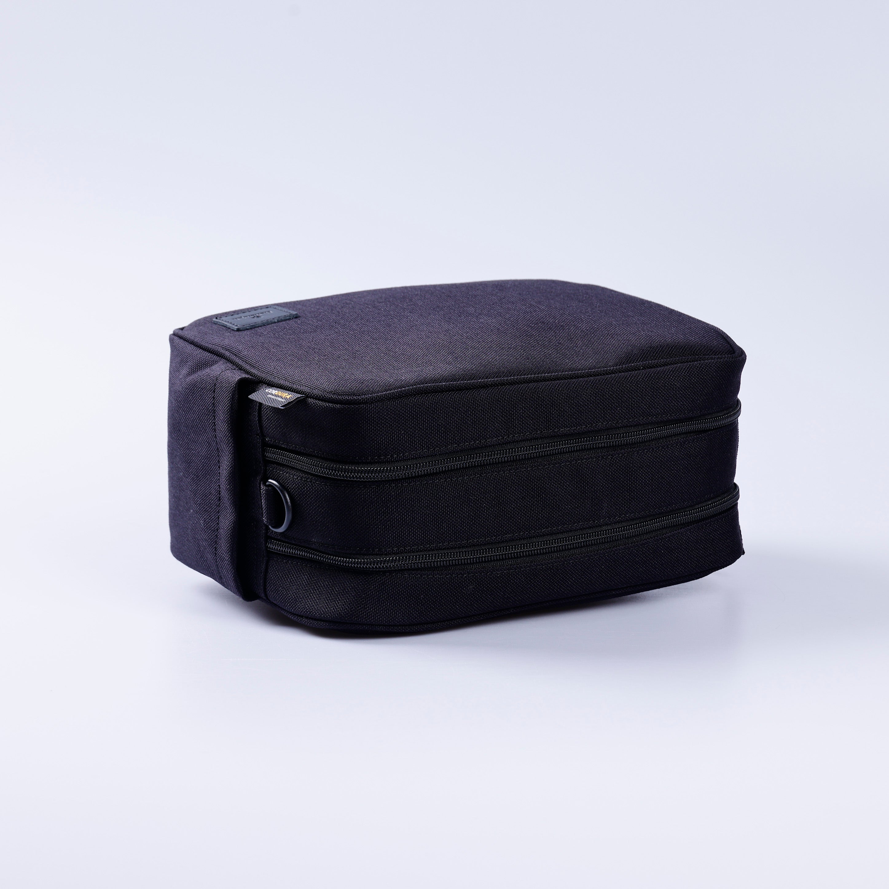TIDY BOX+|「探す」をゼロにする2層構造。一眼レフも収まる11.5cmの TIDY BOX+|「探す」をゼロにする2層構造。一眼レフも収まる11.5cmの