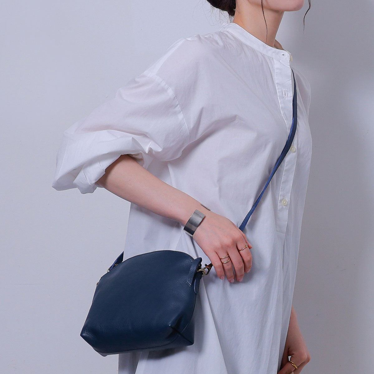 本革 丸型 2Wayショルダーバッグ｜Hallelujah