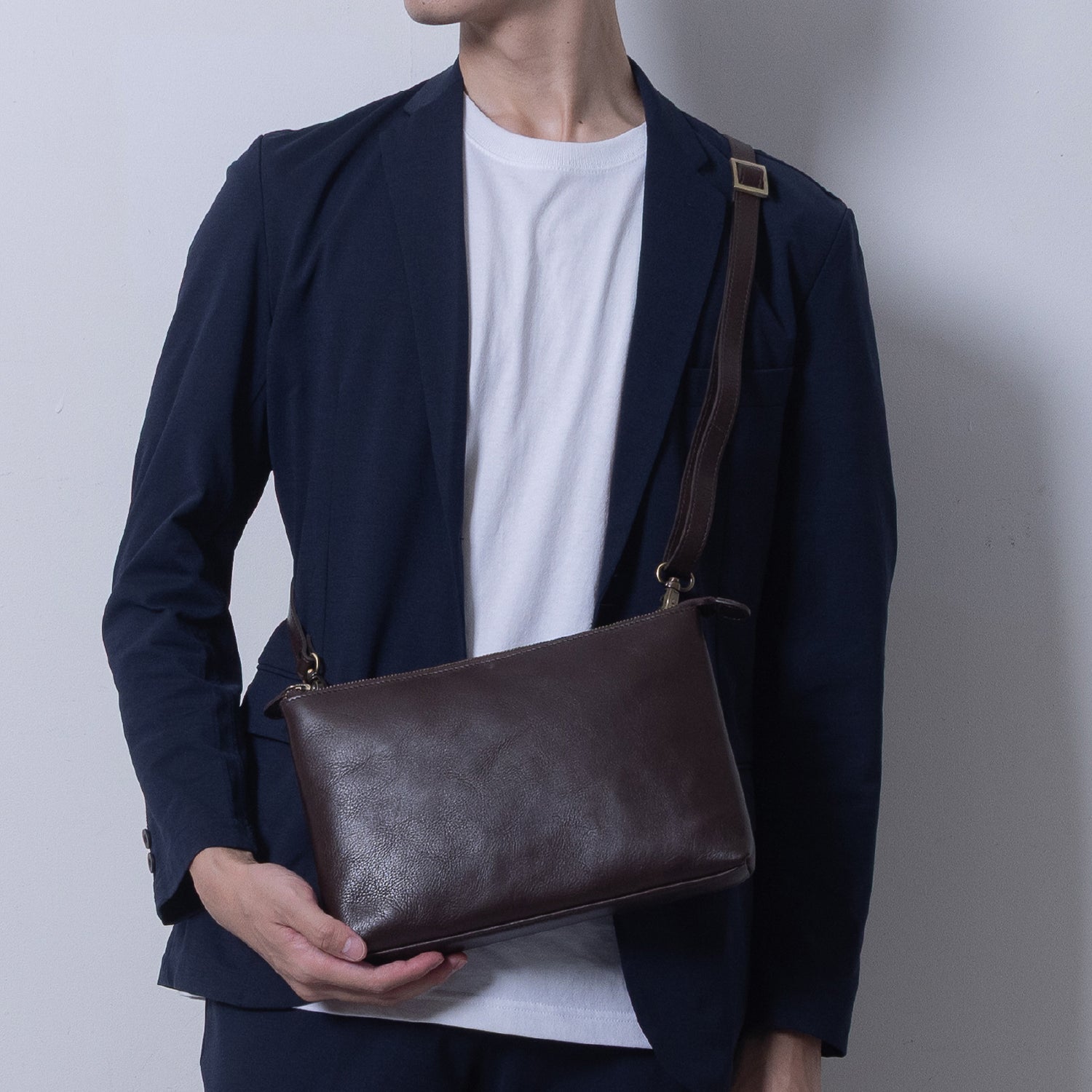 Medio ショルダーバッグ 斜めがけ Hallelujah