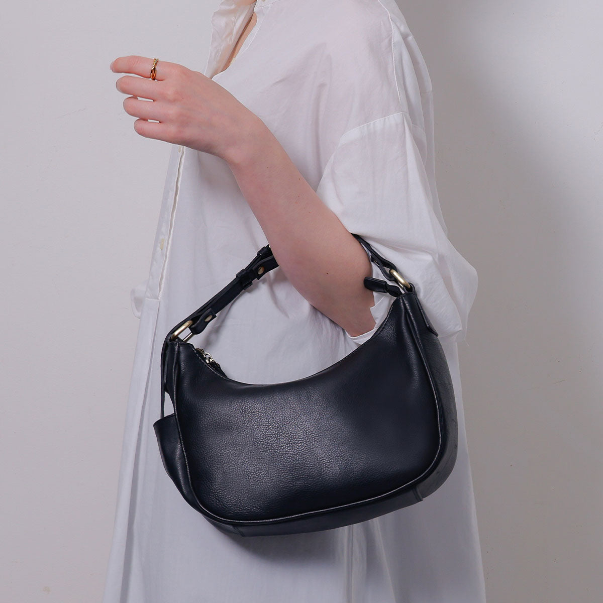 Lunelle ホーボーバッグ ショルダー Mollis