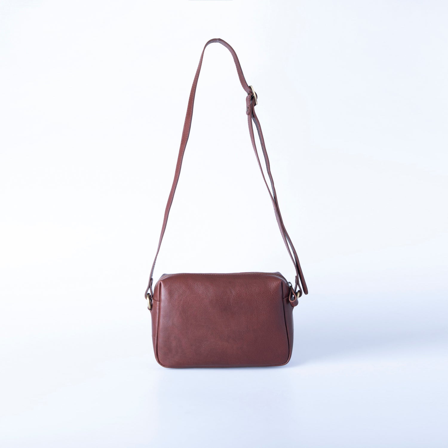 Virano ショルダーバッグ Lサイズ 斜めがけ Volta