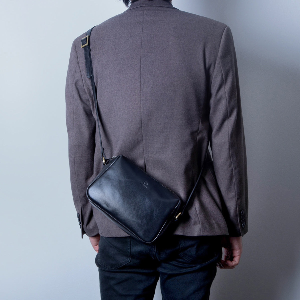 Virano mini ショルダーバッグ Mサイズ 斜めがけ Volta