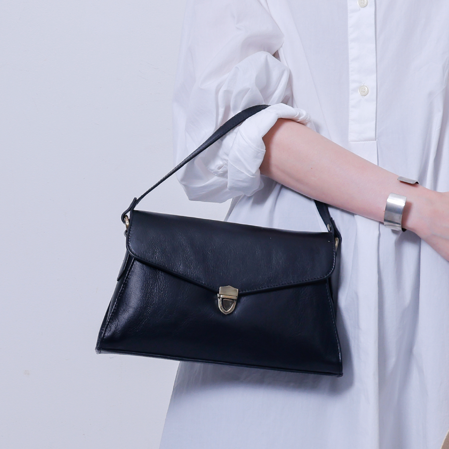 Minerra 3Way ショルダーバッグ Volta