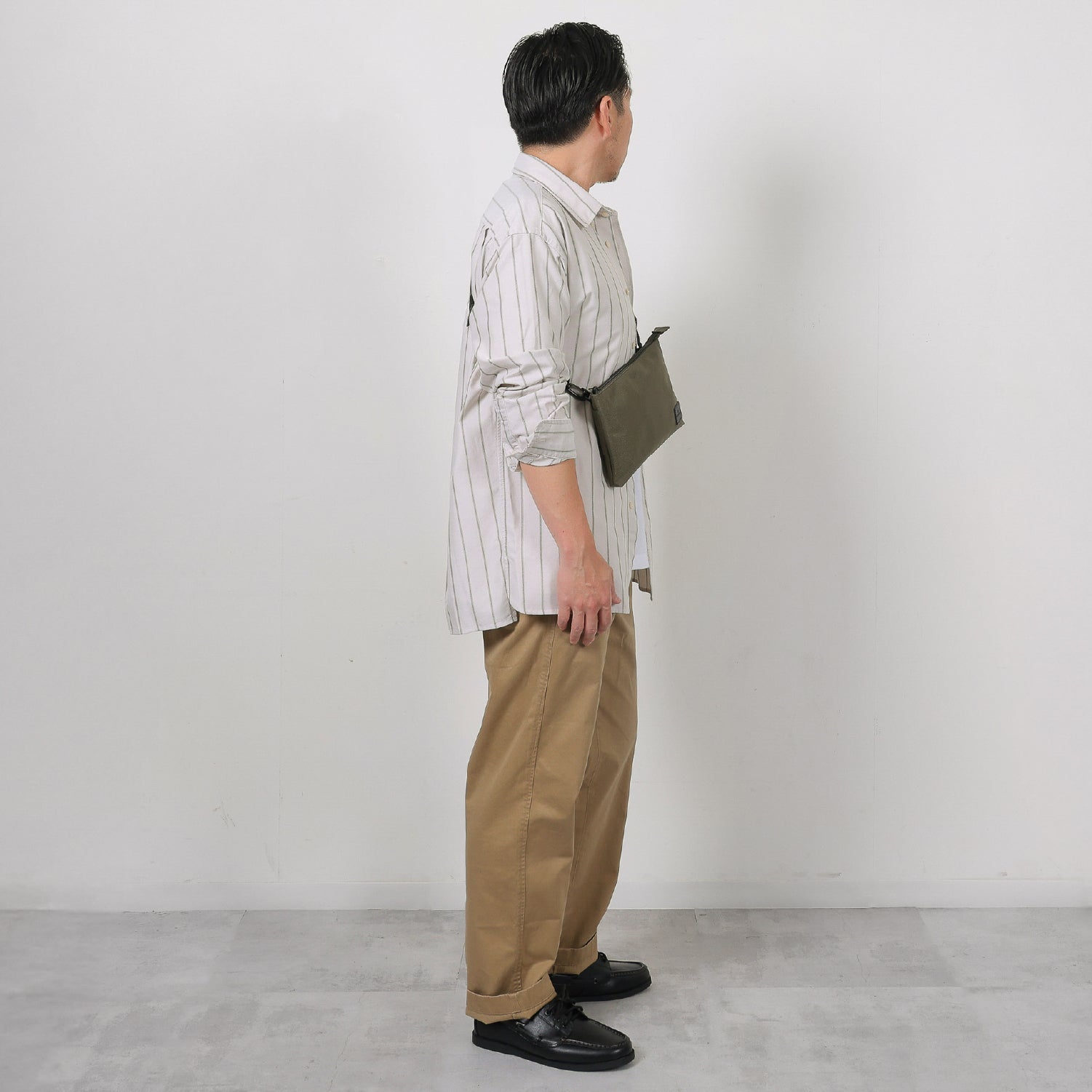 身軽さと洗練をこれ一つで、日常を美しく格上げする3Wayバッグ