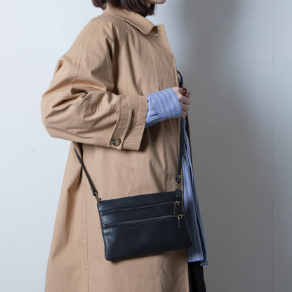 YUTAKURA ショルダーバッグ エンボスレザー Emmel