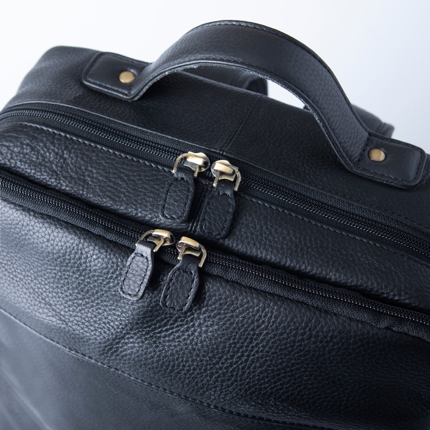 YUTAKURA BP+ リュック エンボスレザー Emmel